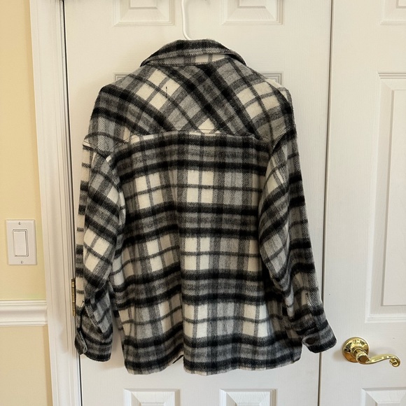 Zara Jacket - Picture 4 of 5